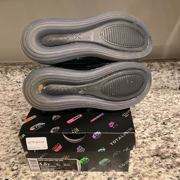 Nike Air Max 720 - Picture 4 of 4